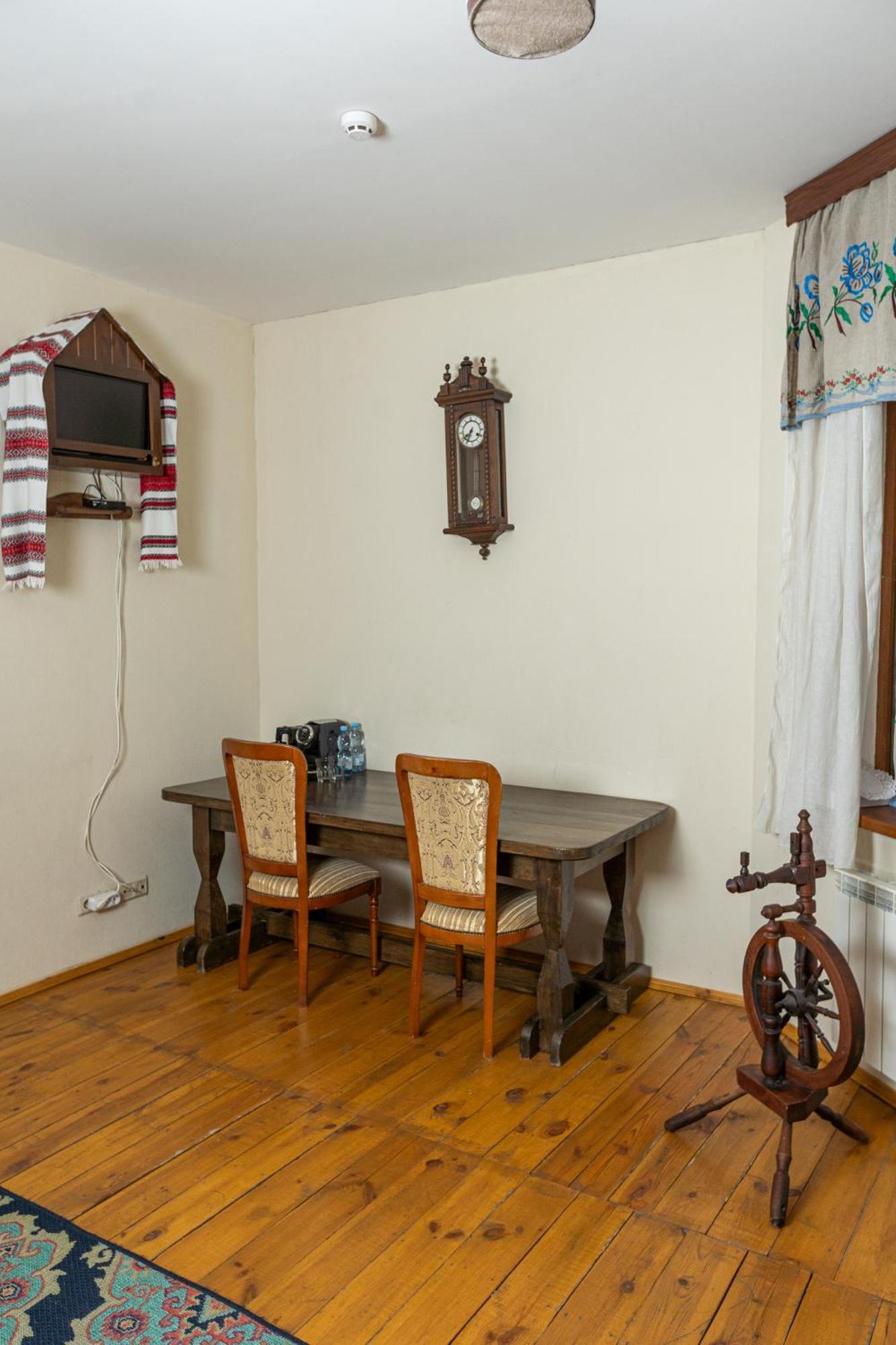 Koncha Zaspa Park Kozyn Exterior foto